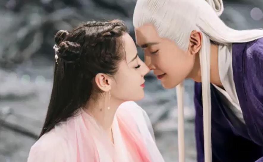 帝君圆房之后更过分,天天缠着凤九亲热,凤九:注意宝宝|亲热|宝宝|东华