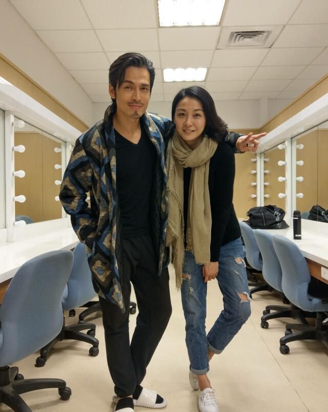 风云中幽若的扮演者江祖平40岁近照大方自然赏心悦目