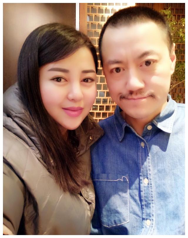 北大学霸雪村,32岁爆红,39岁离婚次日便2婚,二婚老婆美貌动人|俞晴