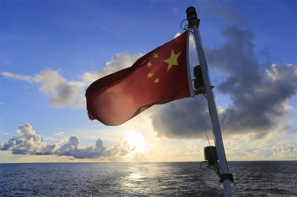 pole-aitken,spa)盆地内的冯·卡门(von kármán)撞击坑内