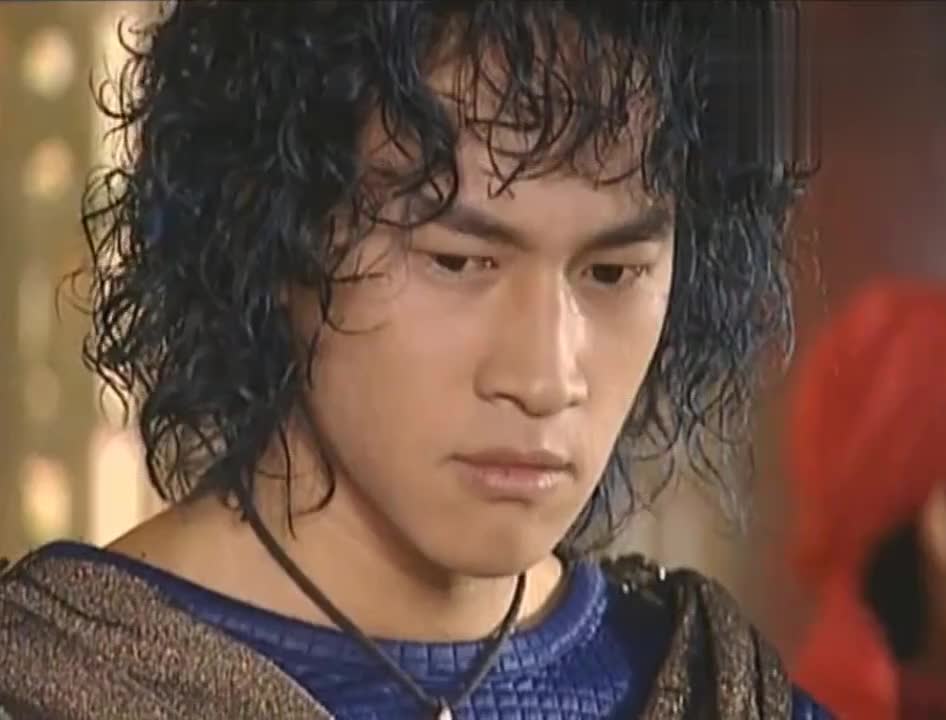 看到心爱的女人结婚步惊云和雄霸这眼神真是死亡凝视啊