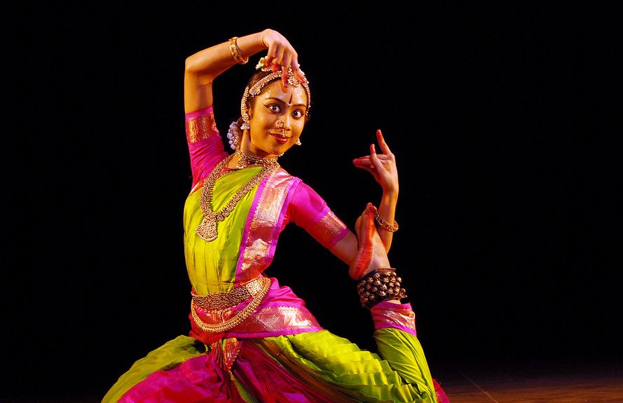 印度|舞蹈裙|美女_新浪新闻