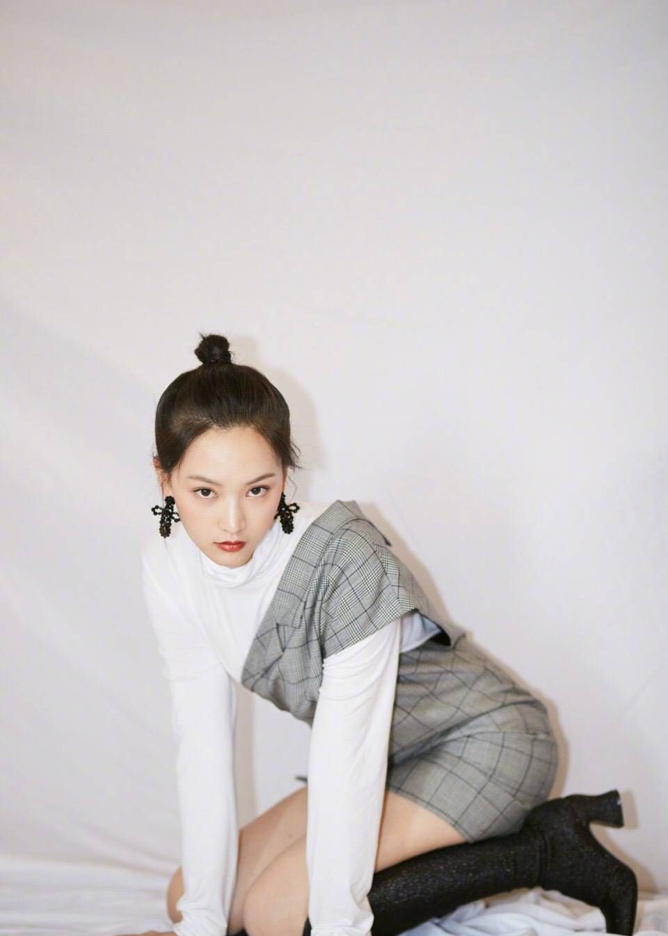 还记得武大校花黄灿灿吗如今23岁美出新高度