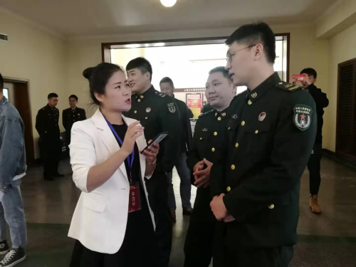 多地退役军人专场招聘会陆续举行上海军酒成香饽饽