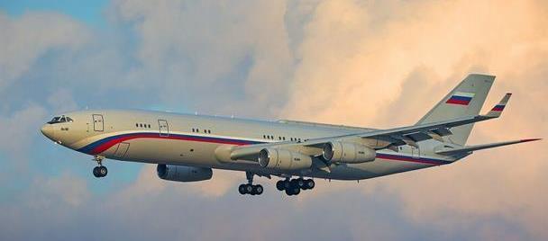 翅膀沉重的大鸟,伊尔96