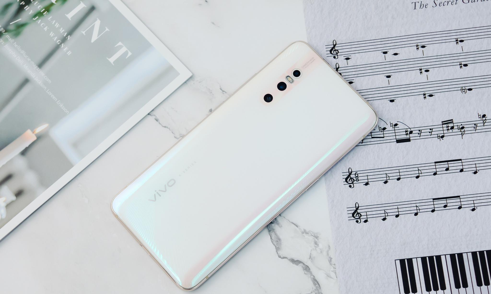 颜值即是正义vivox27的时尚科技与结构美学