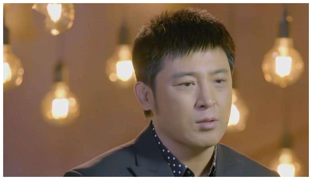 他27岁上春晚,一句"我骄傲"火遍大江南北,网友:等你来