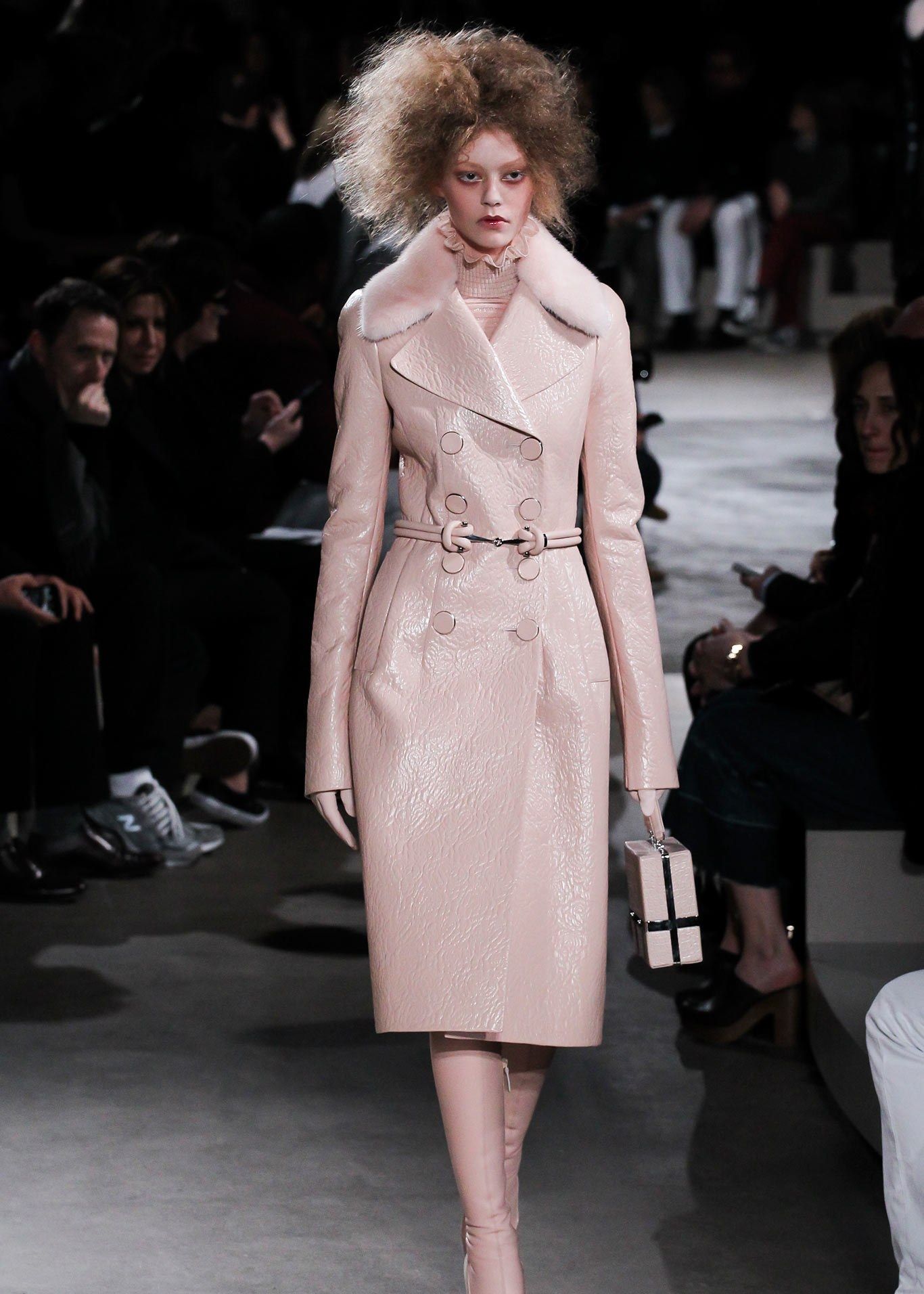 alexander mcqueen 2015秋季成衣秀 独特的暗黑风格