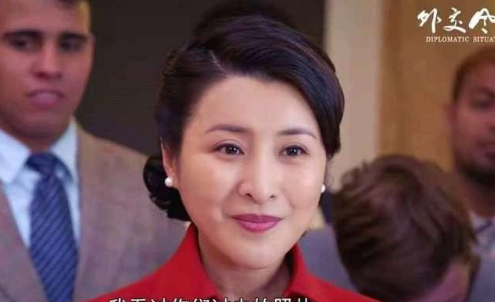 于洋王雅捷《外交风云》中扮演乔冠华夫妇,生活中他们也是两口子