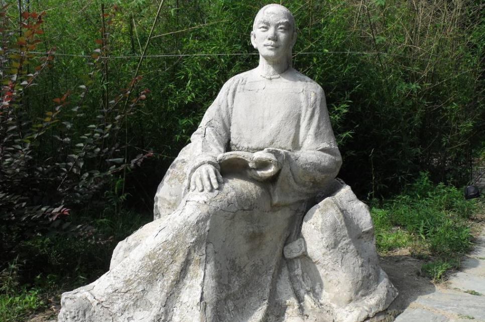 很难计算曹家挪用了多少公款.康熙五十二年,曹頫上奏.