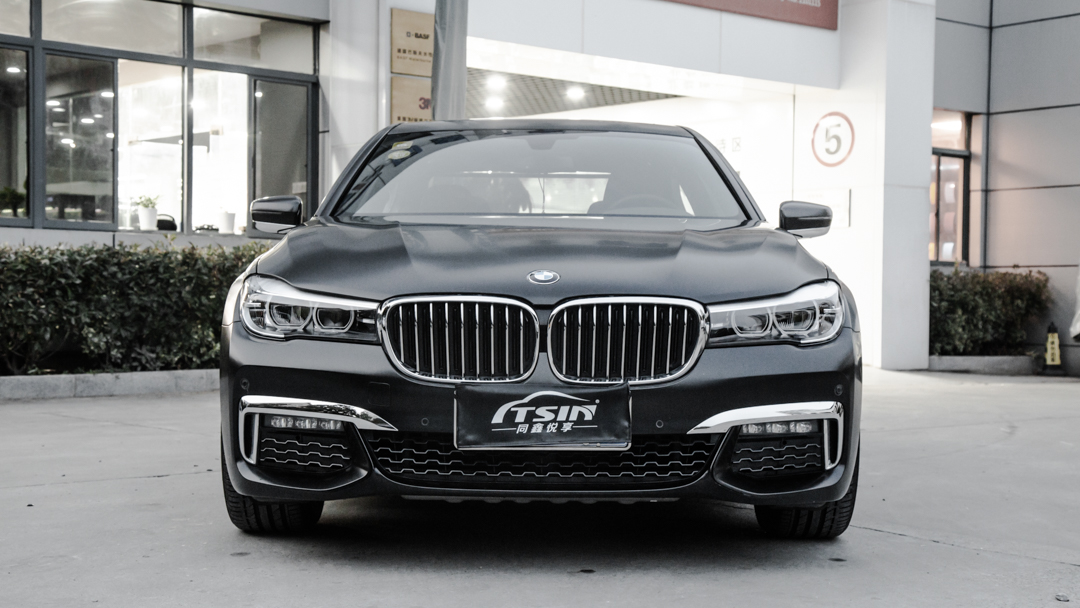 宝马7系g12贴龙膜llumarg2哑光隐形车衣