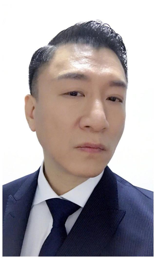 孙红雷:靠霹雳舞走红,花4万买大哥大,与丁嘉丽有过一段情