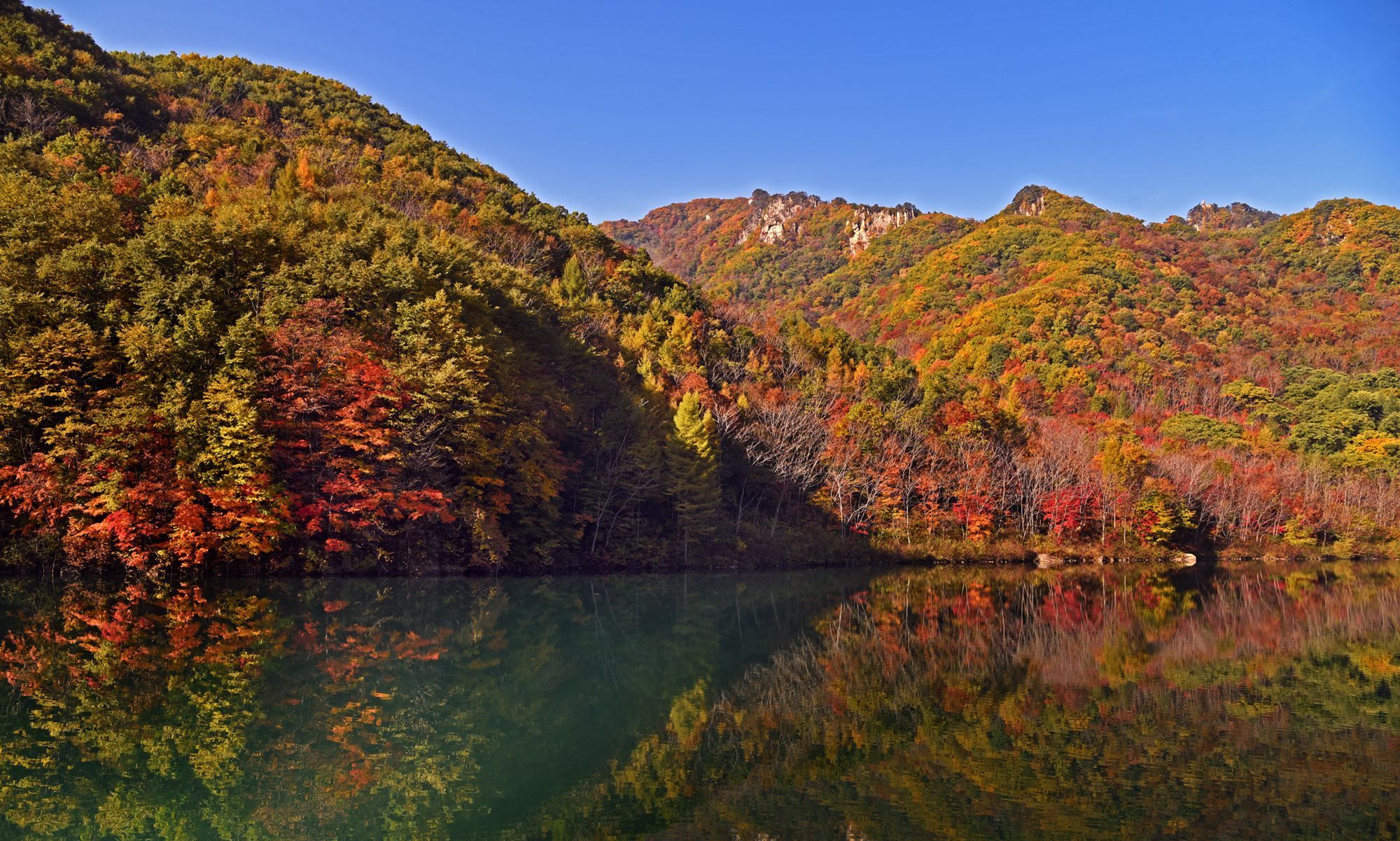 丹东宽甸天桥沟,十一国庆赏秋最"红"的风景_高清图集_新浪网