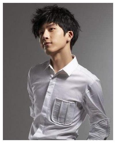 竟与这位娱乐圈大哥亲密逛家居店|井柏然|倪妮|陈坤_新浪新闻