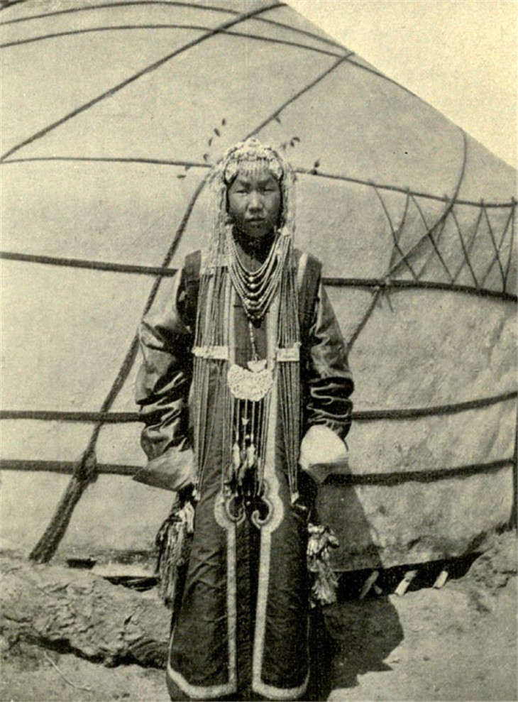1913年英国女人的蒙古之旅,她镜头里的草原和今天完全不同