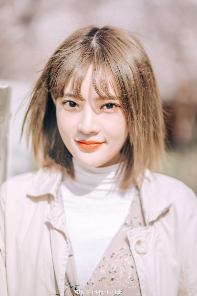 偶像女团snh48何晓玉自拍写真美照欣赏