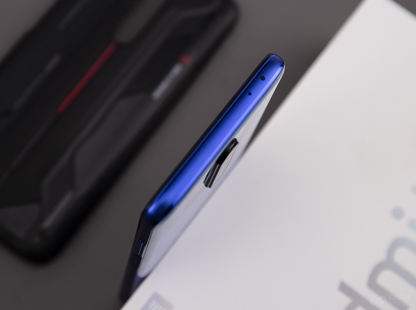 redmi k30 4g深海微光图赏__财经头条