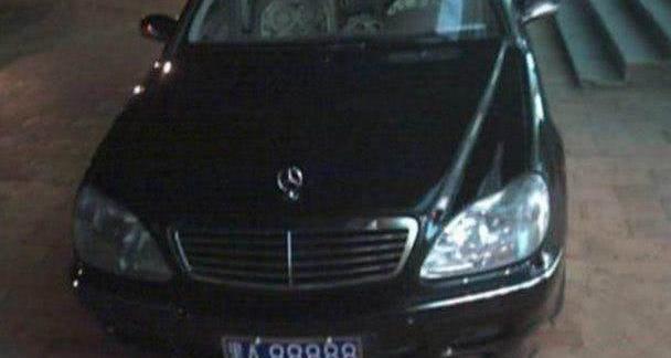 东北老大乔四的专用车牌去哪里了?原来被他拿