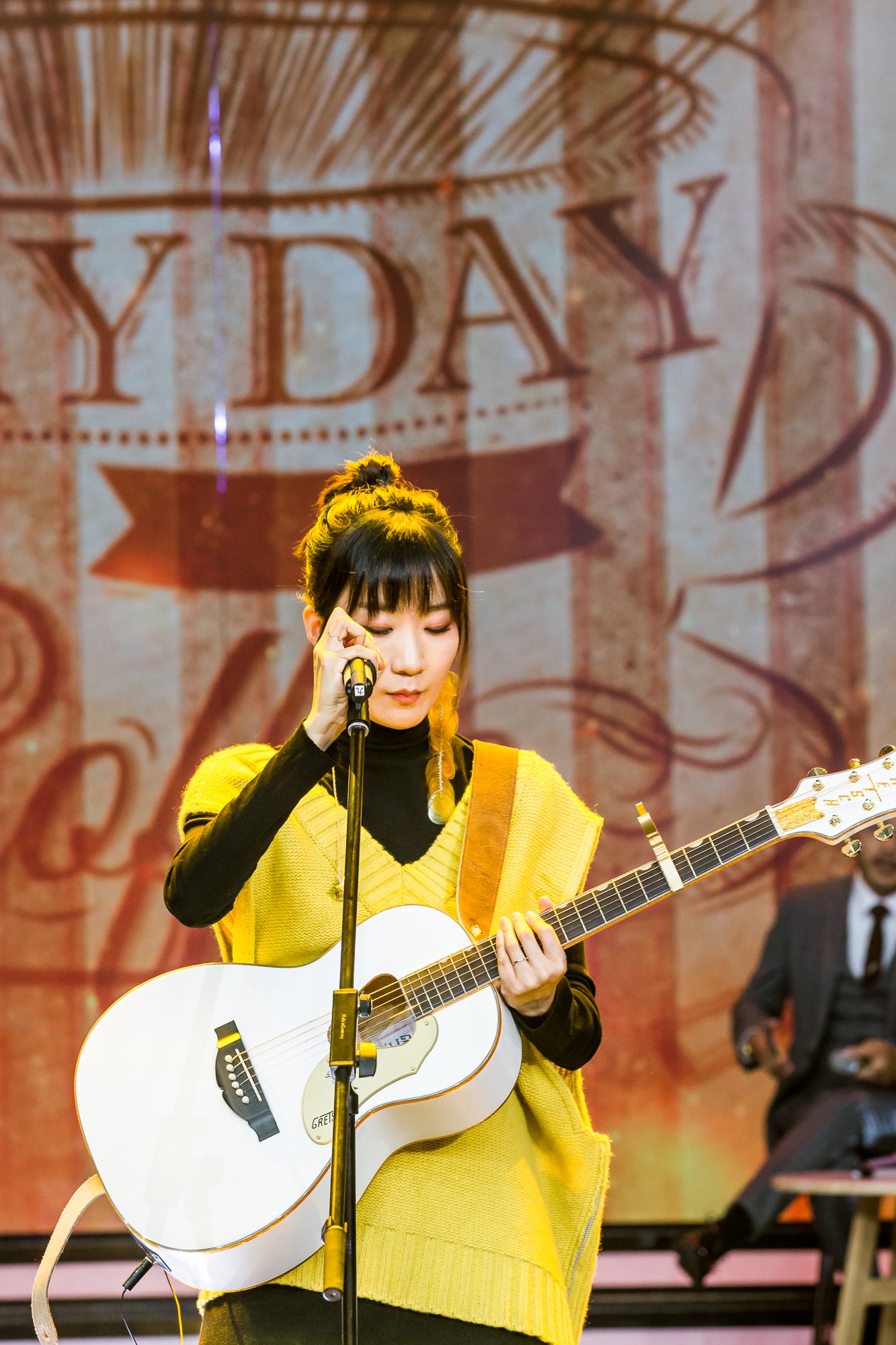 阿肆做客《天天向上》:酸的,甜的,苦的,暗恋就像喝咖啡?