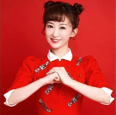 还记得少儿频道的小鹿姐姐吗光阴似箭如今46岁成了这样