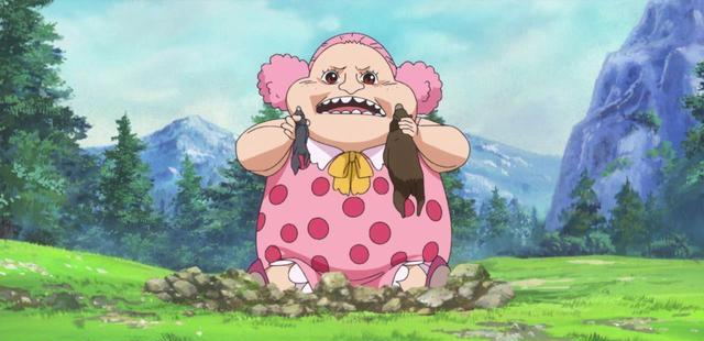 大妈的小时候,本来是一个天真可爱的小姑娘,但是她特别的喜欢吃,还有