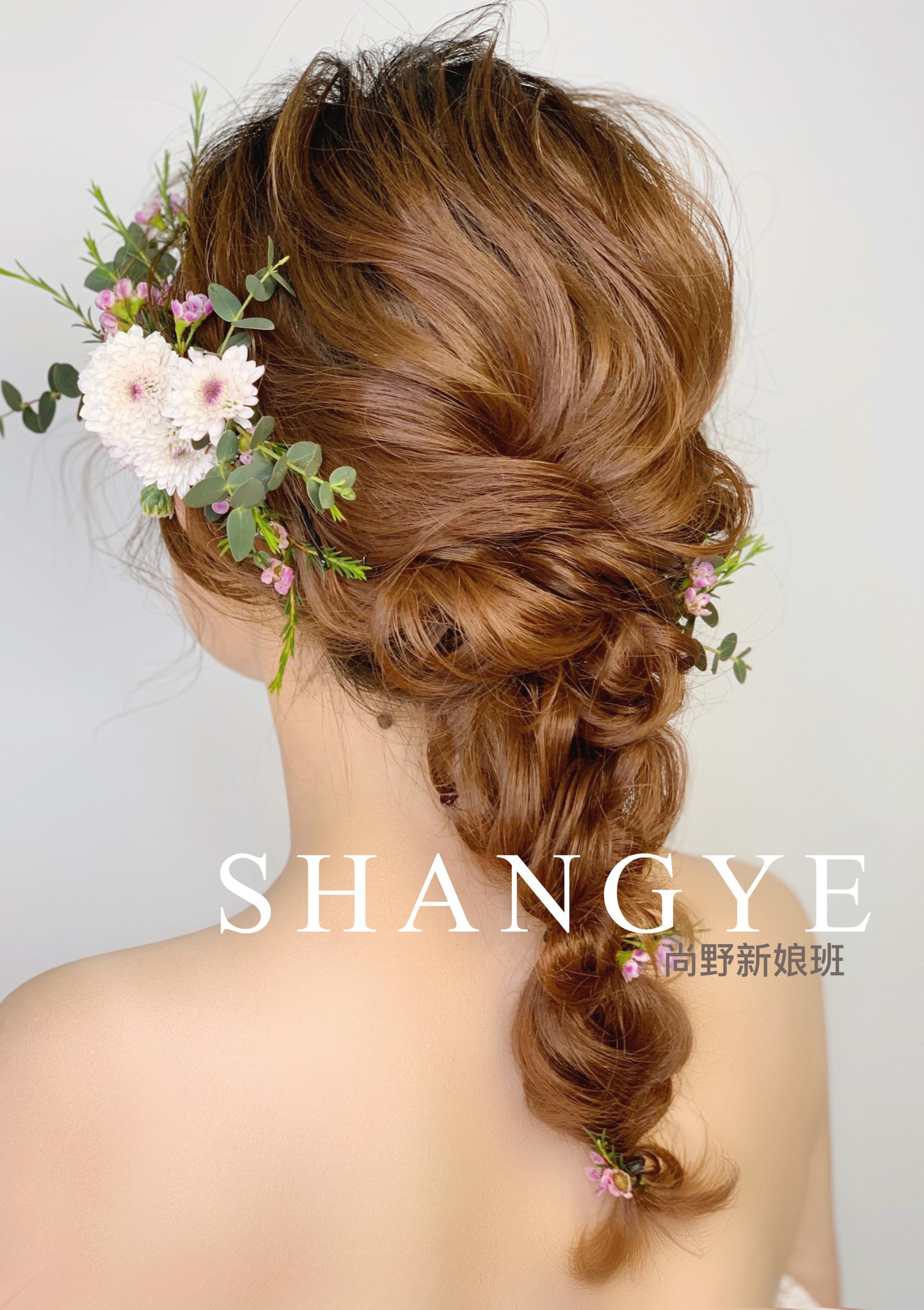 最新优雅唯美的新娘造型简单易学的新娘编发发型灵感参考