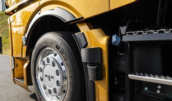 大放异彩！德国曼恩发布全新一代TG系列卡车，外观酷炫配置更强