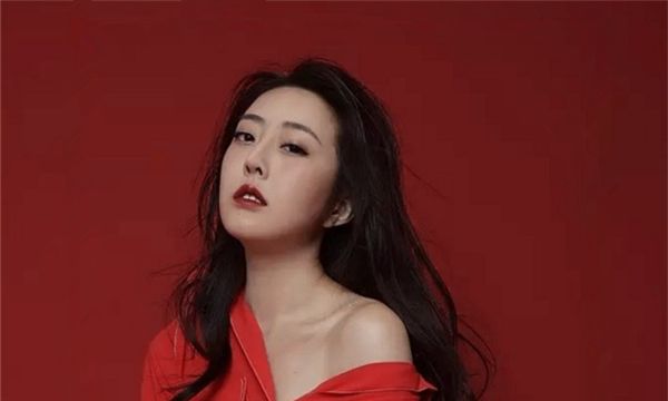 《鬼吹灯之巫峡棺山》幕后照,胡八一有型,shirley杨成颜值担当