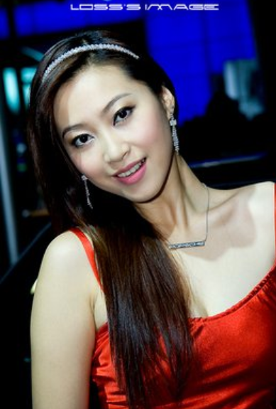 人称第一国模法拉利保时捷垂涎三尺颠倒众生