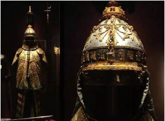 中国古代历朝将军们都戴什么头盔？第六个雕有真武大帝