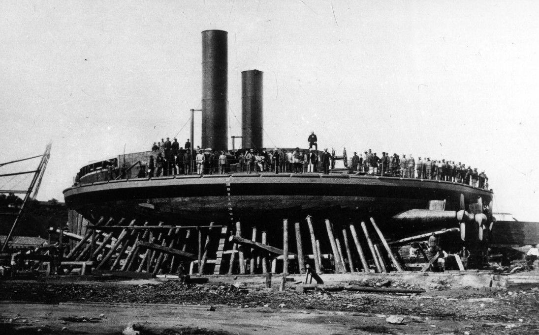 1910型潜艇图片