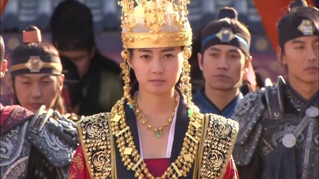 不仅中国有武则天,东亚各国相继出现女王掌权|女王|武则天|金德曼