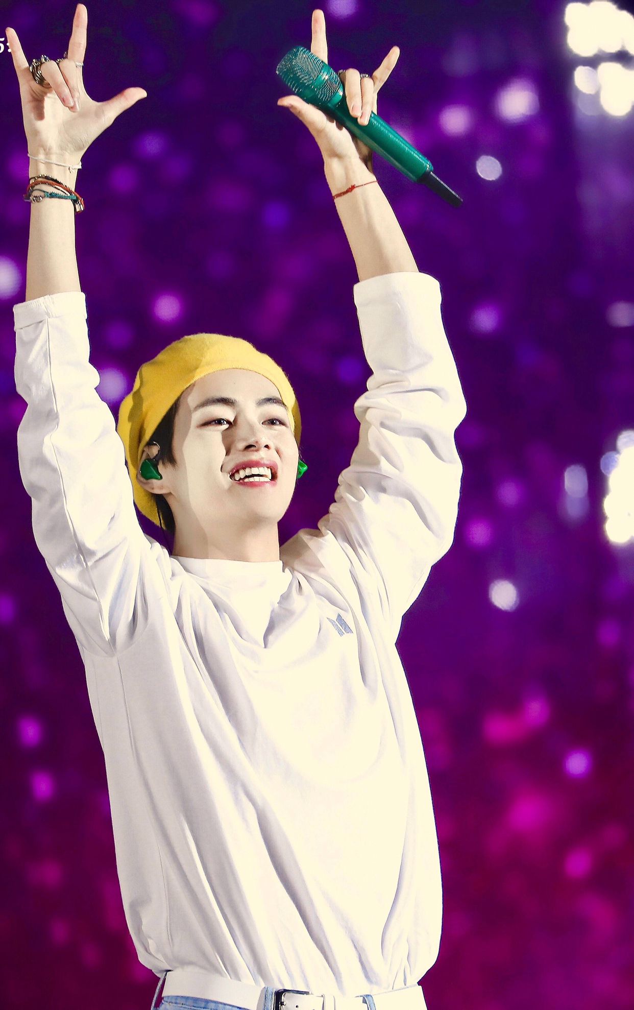 帅气又可爱的小帅哥!