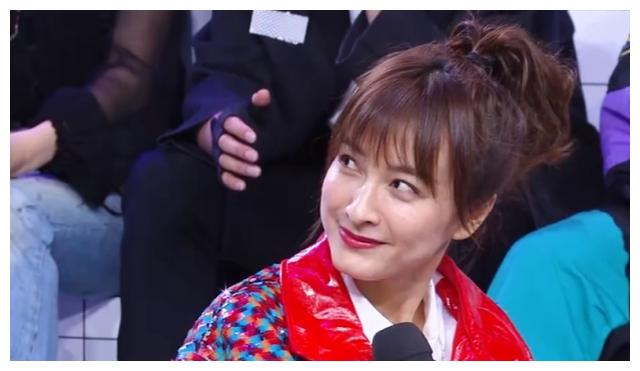 节目组安排吴昕蔡徐坤组cp,两人双腿差距太明显,吴昕又扎心了