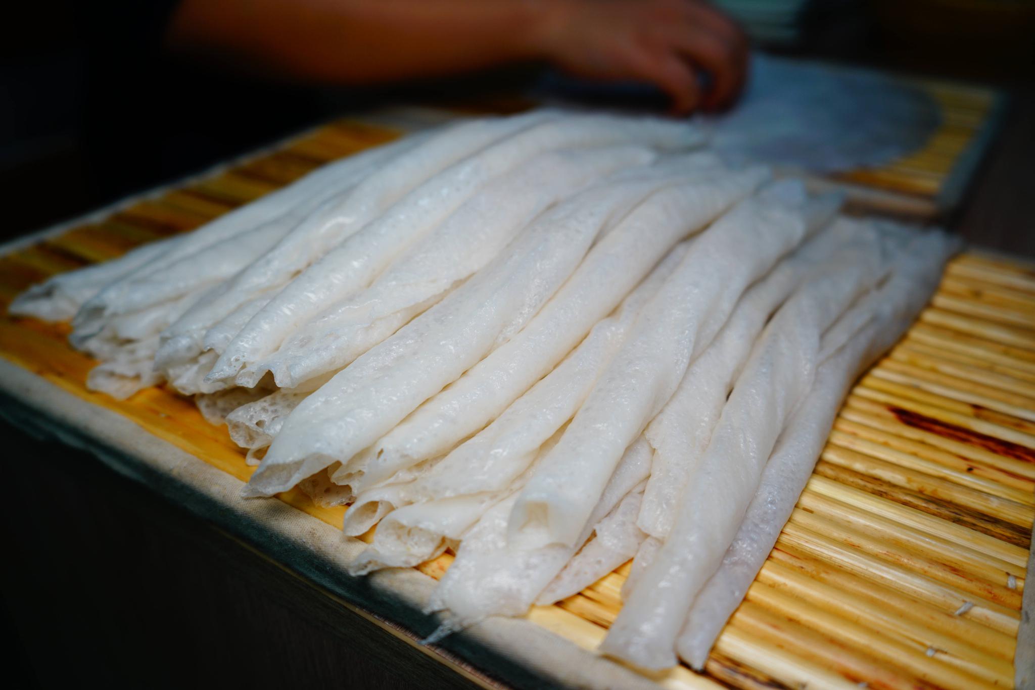 38岁男子转行专做非遗子长煎饼只为给顾客带来家乡味