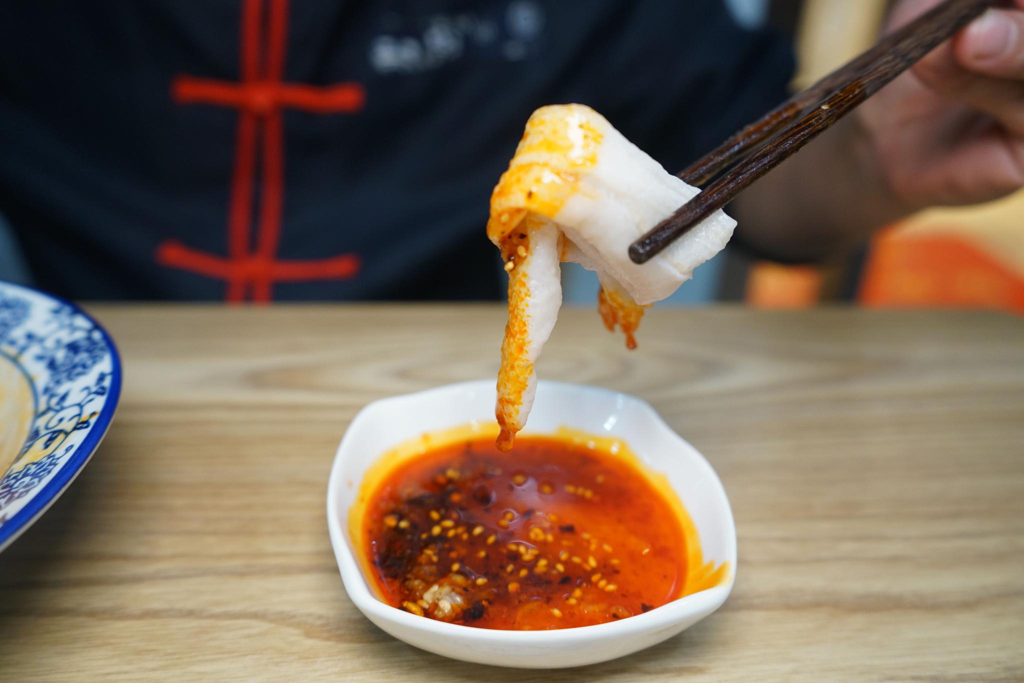 38岁男子转行专做非遗子长煎饼只为给顾客带来家乡味