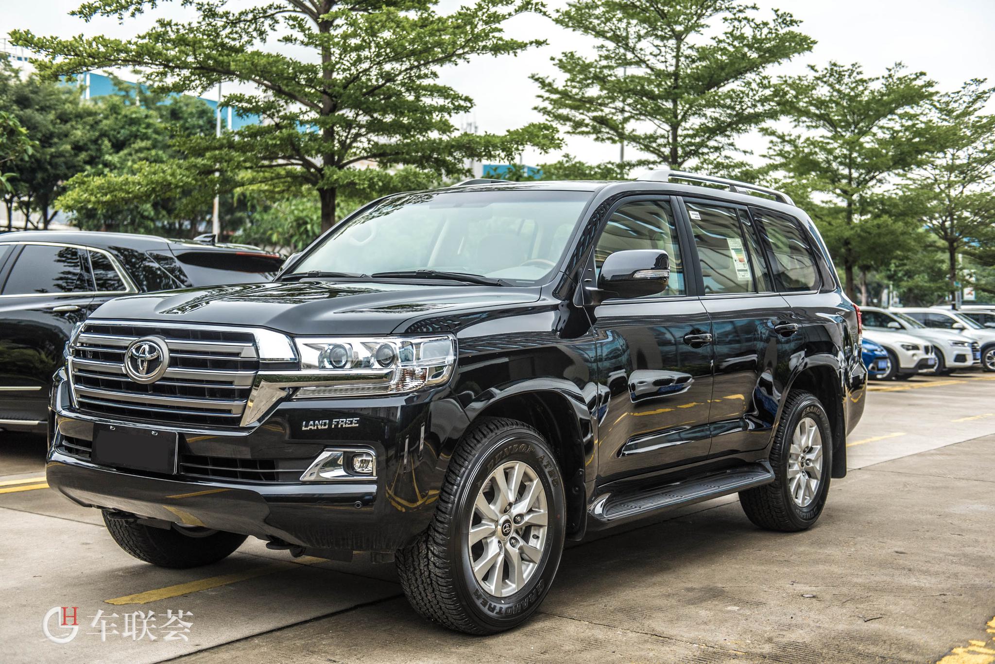 难找平行进口车细节图?19款兰德酷路泽5700exr12气冲沙气泵版