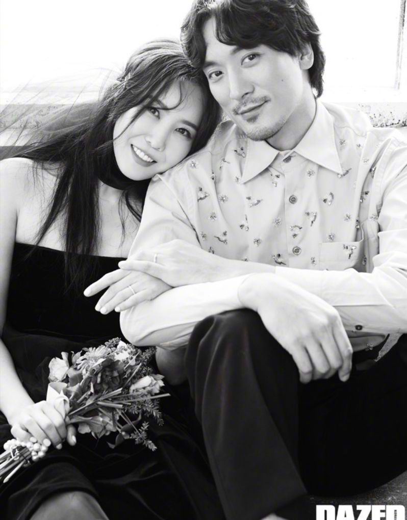 权志龙姐姐与43岁男星金民俊的婚纱照曝光颜值超高太幸福啦