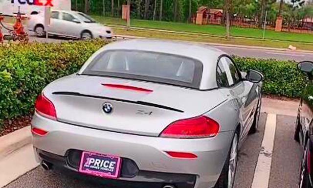 网友逛美国二手车 15年宝马z4 这个售价你们心动吗