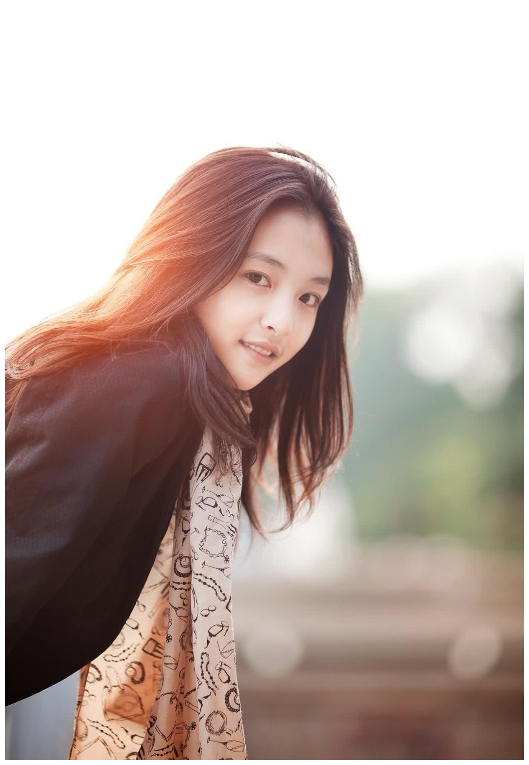 武大校花吴倩的中学时代浪起来比谁都狠