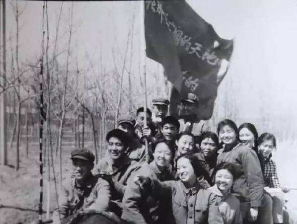 岁月难忘一组六七十年代知青上山下乡老照片