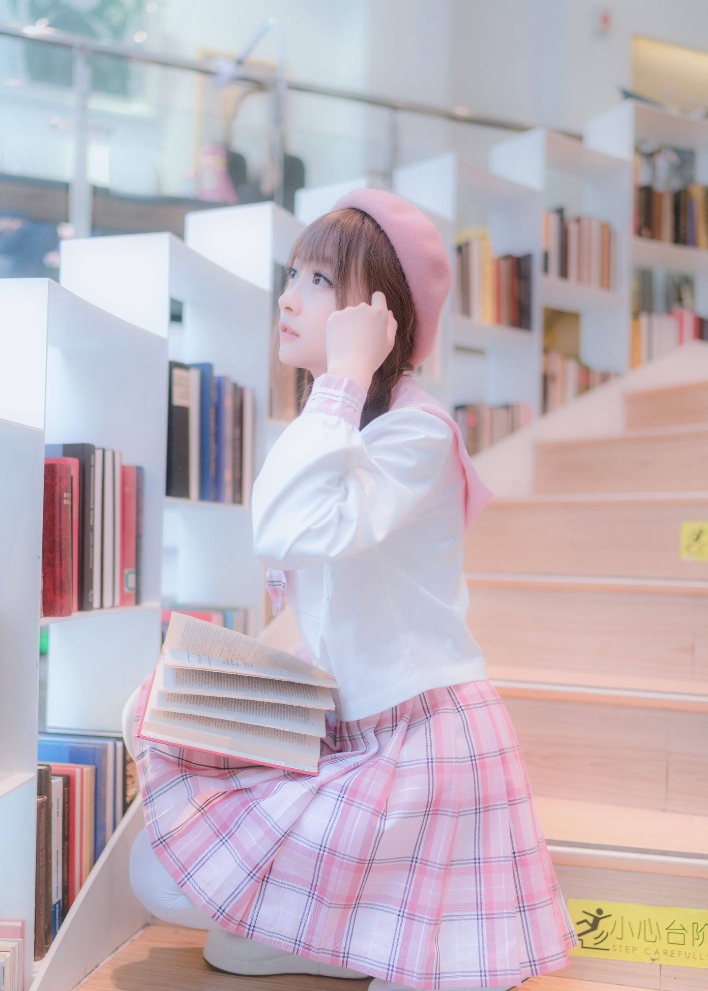 超级萌的白丝双马尾jk美少女,有恋爱的感觉吗?