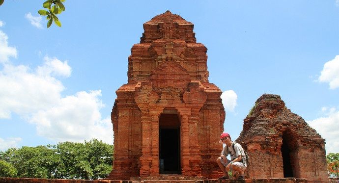 历史悠久的占城佛塔,在塔林之间感受伟大的前高棉文化