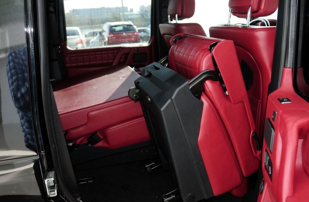 jeep 大切诺基内饰豪华感,悬架舒适度较高,符合大众审美