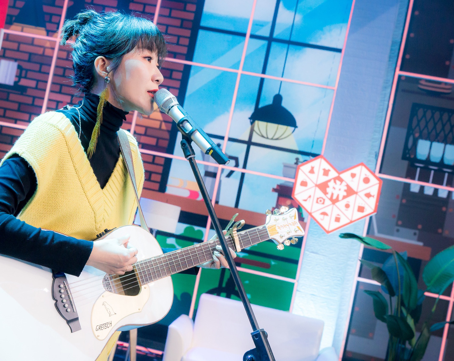 阿肆做客《天天向上》:酸的,甜的,苦的,暗恋就像喝咖啡?