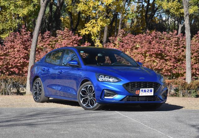 10万左右家轿推荐运动与舒适一体的全新福特福克斯