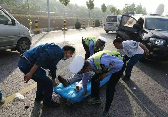 开车撞到人,要不要先垫付医药费?过来人分享经验,希望你用不上