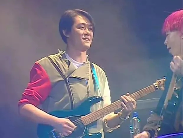 邓建明|吉他手|黄仲贤_新浪网