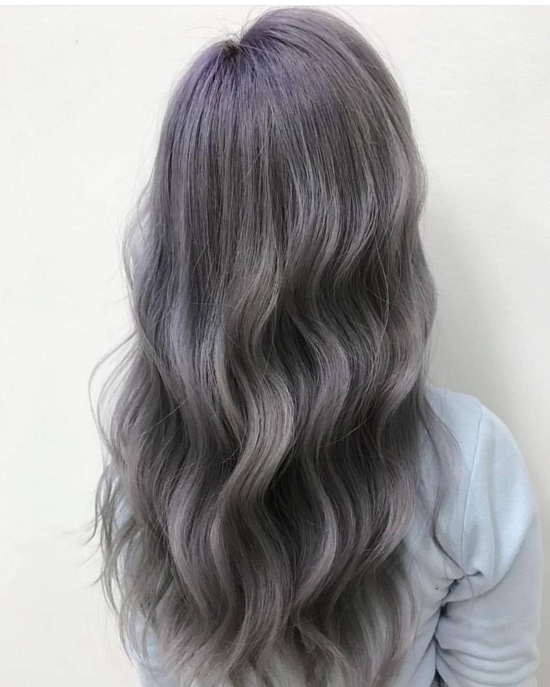 流行的染发款式渐变色的染发透出迷人时尚个性和潮流气息