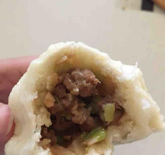 想吃皮薄馅大的肉包子那只能自己做最实在超快发面一口留香